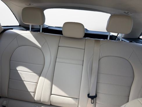 Used 2016 Mercedes-Benz GLC 300 4MATIC image 15