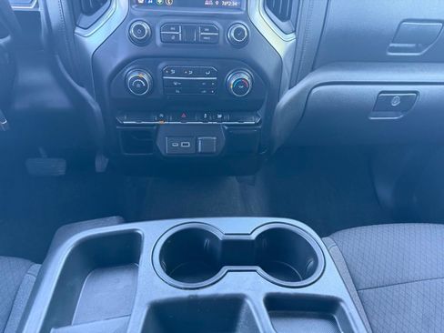 Used 2020 Chevrolet Silverado 1500 LT image 36