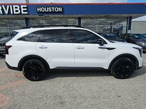 Used 2025 Kia Sorento SX Prestige w/ Olive Brown Leather Package image 8