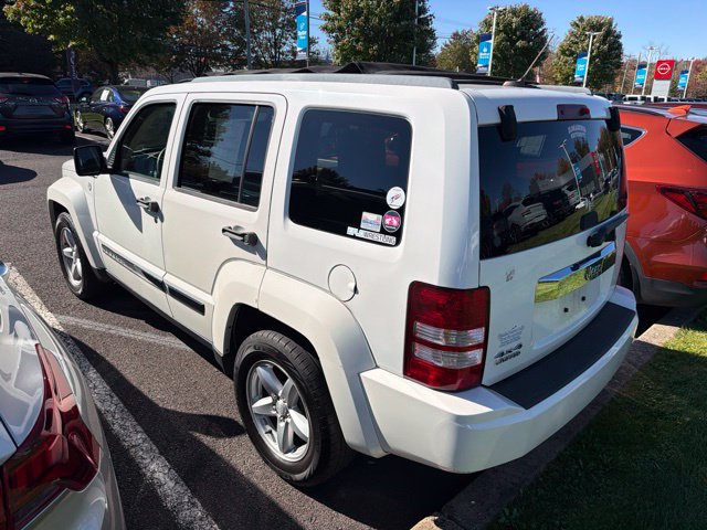 Used 2010 Jeep Liberty Limited AWD/4WD image 9