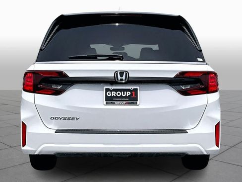 New 2026 Honda Odyssey EX-L image 4