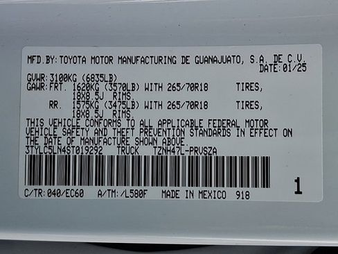 Used 2025 Toyota Tacoma Trailhunter image 28