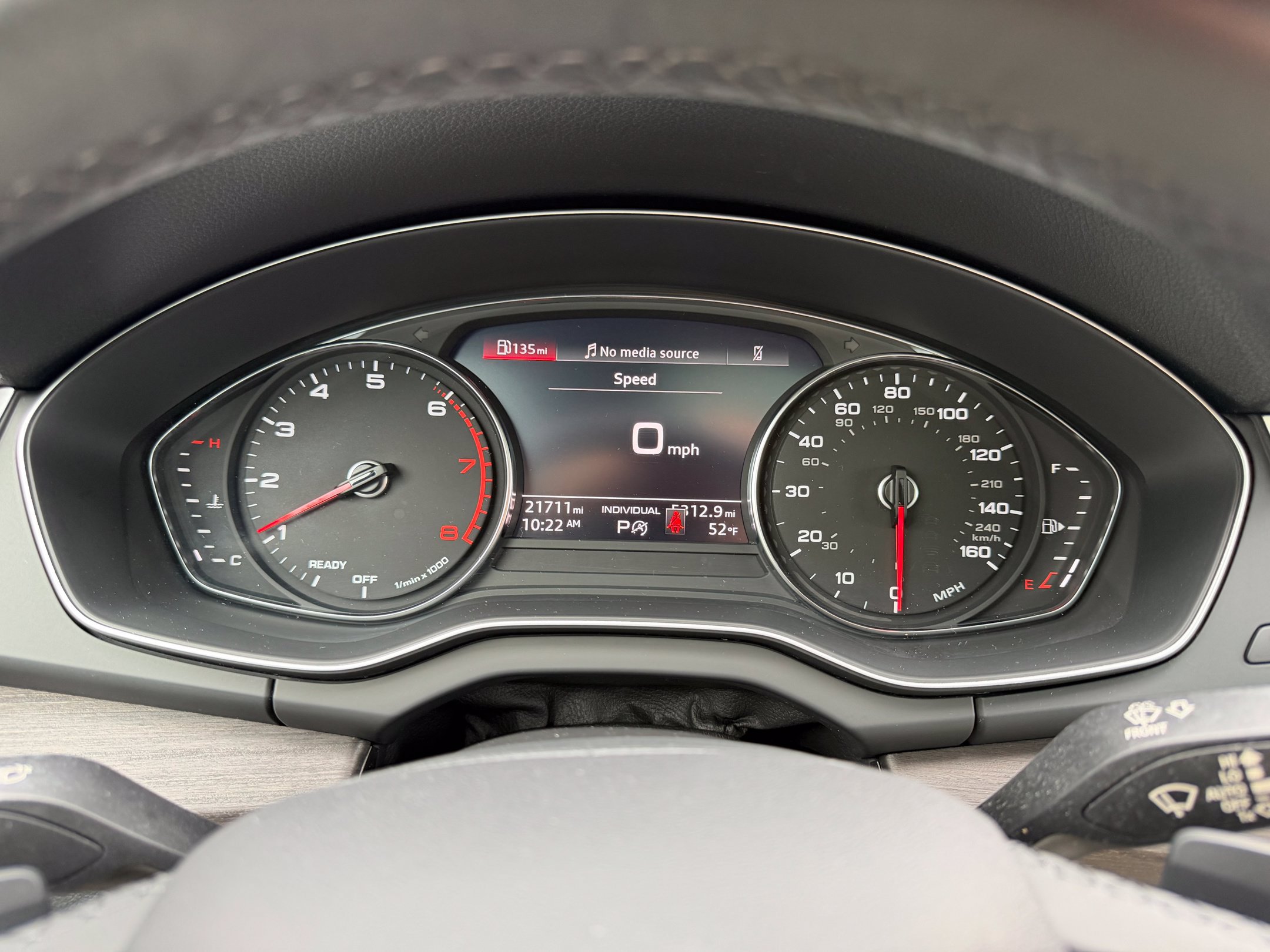 Used 2024 Audi Q5 2.0T Premium w/ Convenience Package AWD/4WD image 23