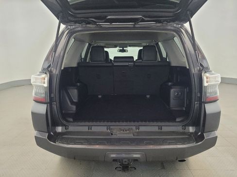 Used 2019 Toyota 4Runner SR5 Premium image 29