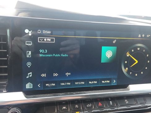 Used 2023 Chevrolet Silverado 1500 LT image 16