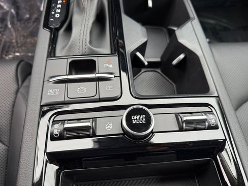 Used 2025 Kia K5 EX image 20