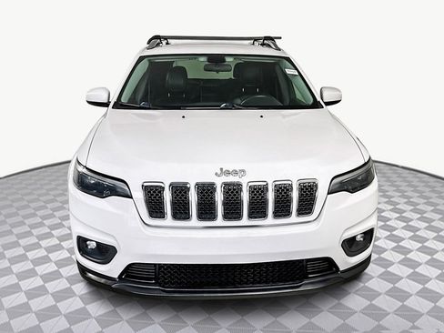 Used 2019 Jeep Cherokee Latitude Plus image 2