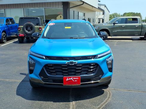 Used 2025 Chevrolet Trax ACTIV w/ Driver Confidence Package FWD image 9
