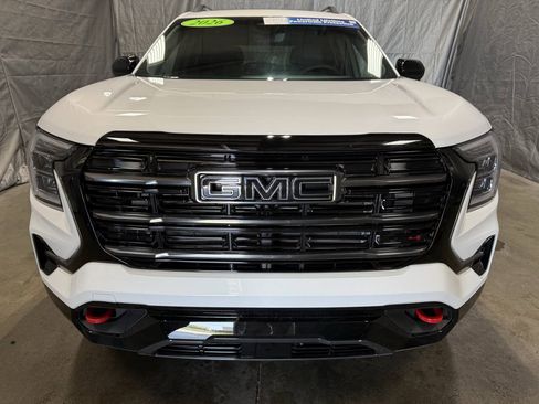 Used 2026 GMC Terrain AT4 w/ Convenience Package III AWD/4WD image 2