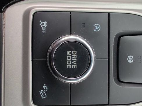Used 2023 Ford Explorer ST w/ Equipment Group 401A AWD/4WD image 28