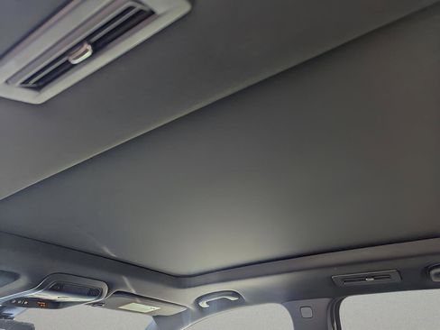 Used 2023 Cadillac XT6 Premium Luxury image 15