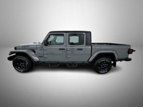 Used 2023 Jeep Gladiator Sport AWD/4WD image 8
