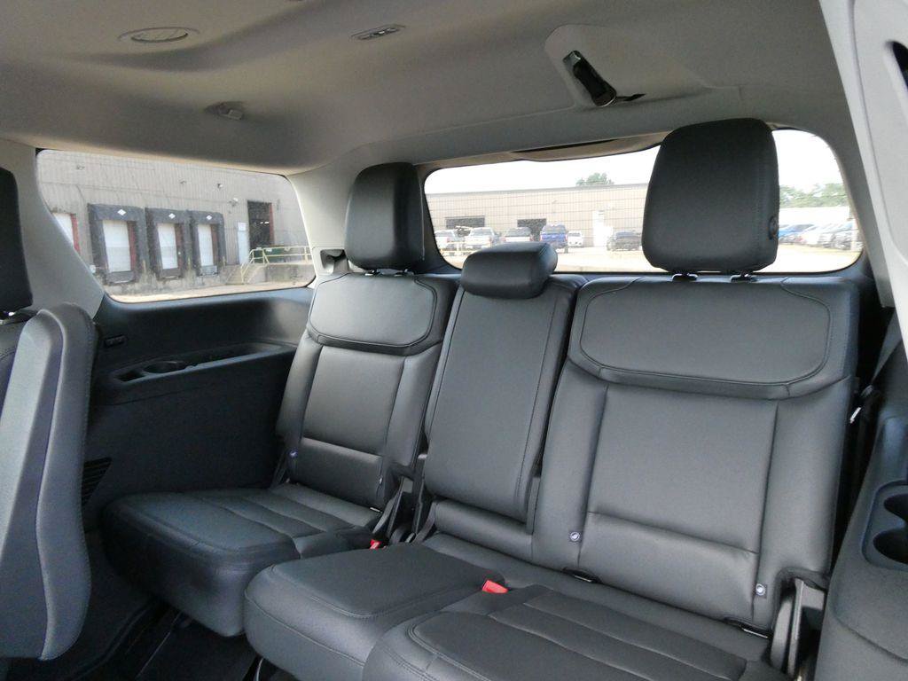 New 2027 Ford Expedition Active AWD/4WD image 15