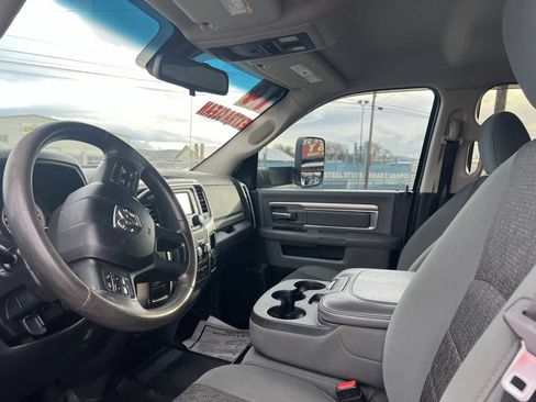 Used 2014 RAM 3500 SLT w/ Protection Group AWD/4WD image 11