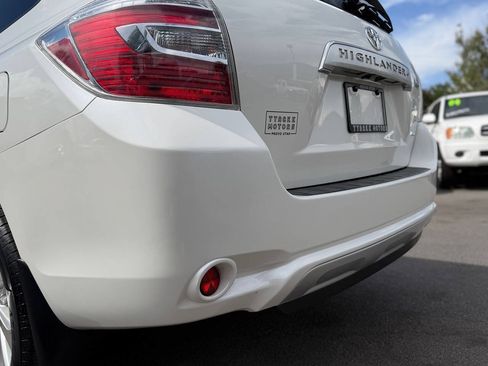 Used 2010 Toyota Highlander Limited AWD/4WD image 81