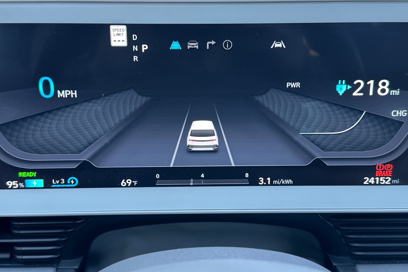Used 2024 Hyundai Ioniq 5 SE RWD image 24