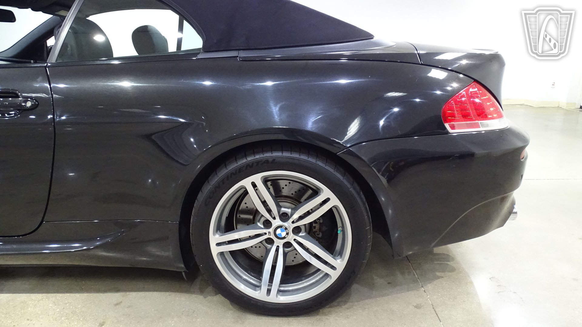 Used 2007 BMW M6 Convertible RWD image 31