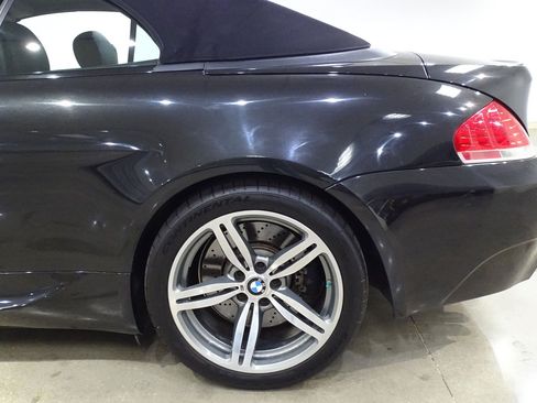 Used 2007 BMW M6 Convertible RWD image 31