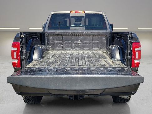 Used 2024 RAM 2500 Laramie w/ Safety Group image 8