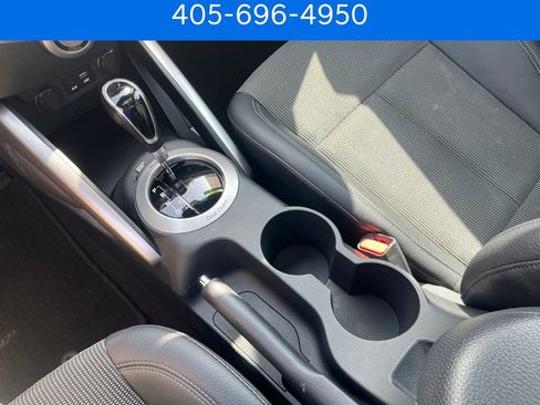 Used 2016 Hyundai Veloster w/ Option Group 02 FWD image 30