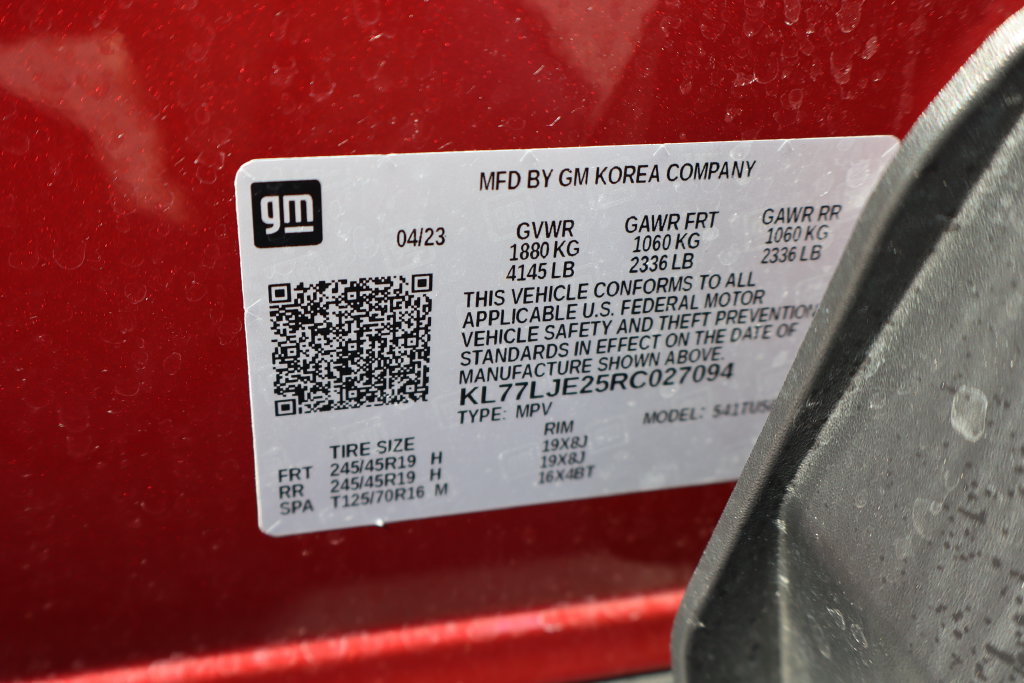 Used 2024 Chevrolet Trax RS w/ Driver Confidence Package FWD image 35