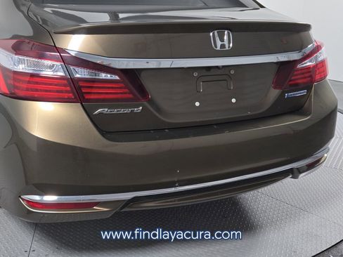 Used 2017 Honda Accord EX-L image 5