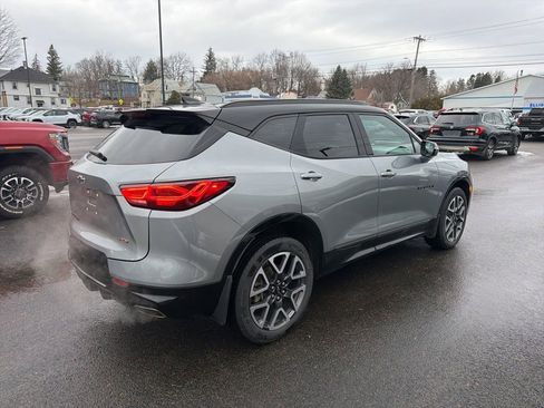 Used 2024 Chevrolet Blazer RS w/ Enhanced Convenience Package image 4