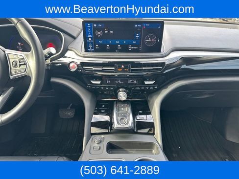 Used 2025 Acura MDX w/ Technology Package image 17