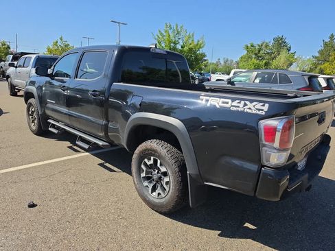 Used 2021 Toyota Tacoma TRD Off-Road w/ TRD Premium Off Road Package AWD/4WD image 14