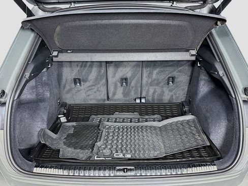 Used 2024 Audi Q3 2.0T Premium Plus image 28