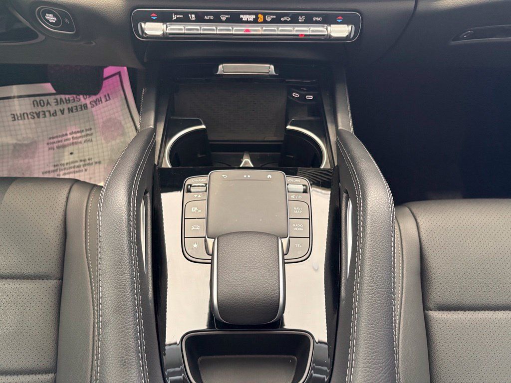 Used 2024 Mercedes-Benz GLE 350 4MATIC image 35