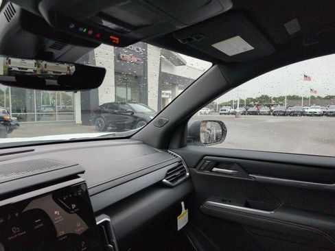 New 2026 GMC Acadia Elevation FWD image 26