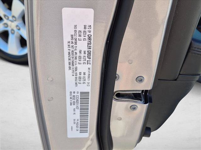 Used 2014 Dodge Charger SE RWD image 21