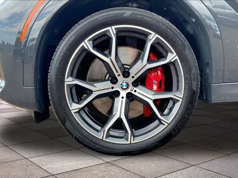 Used 2021 BMW X6 M50i w/ Premium Package AWD/4WD image 9