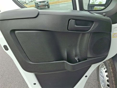 New 2025 RAM ProMaster 2500 w/ Convenience Group image 15