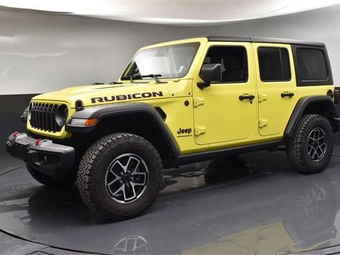 Used 2024 Jeep Wrangler Unlimited Rubicon image 4