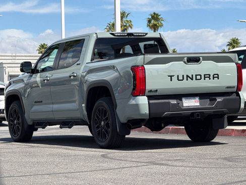 Used 2025 Toyota Tundra Limited AWD/4WD image 5