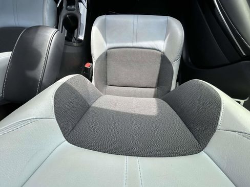 Used 2021 Toyota Corolla XSE image 13