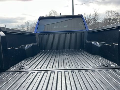 Used 2024 Toyota Tacoma SR5 image 19