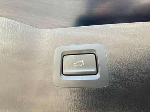 Used 2025 MAZDA CX-5 AWD 2.5 S w/ Preferred Package image 13
