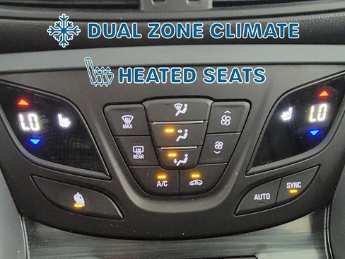 Used 2020 Buick Envision Essence FWD image 22