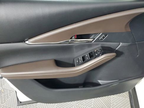 Certified 2023 MAZDA CX-30 AWD 2.5 S w/ Premium Package image 18