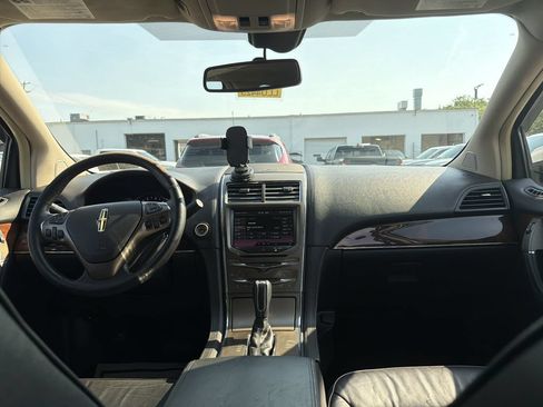 Used 2014 Lincoln MKX AWD w/ Equipment Group 102A image 18
