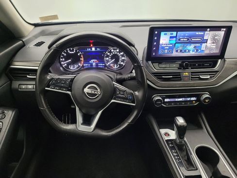 Used 2025 Nissan Altima 2.5 SV w/ SV Premium Package FWD image 22