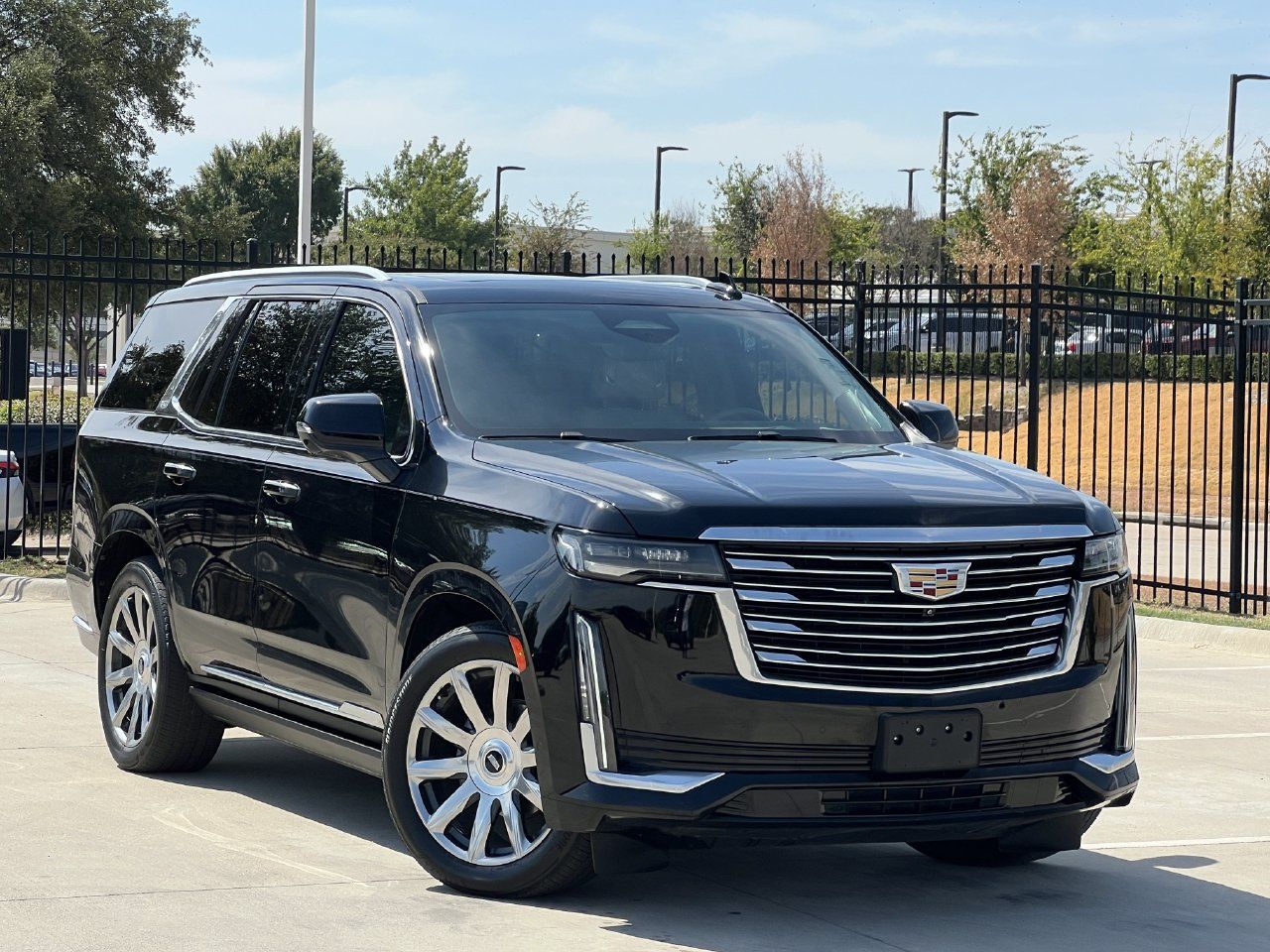 Used 2021 Cadillac Escalade Premium Luxury Platinum AWD/4WD image 1