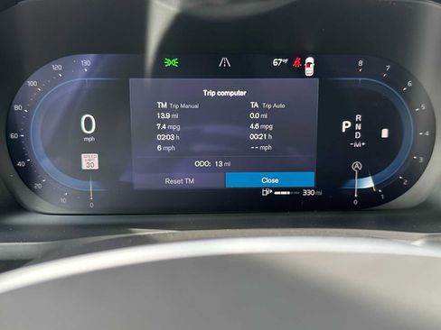 New 2025 Volvo XC90 B5 Core w/ Protection Package Premier image 21