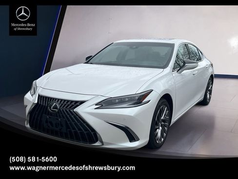 Used 2025 Lexus ES 300h Ultra Luxury image 1
