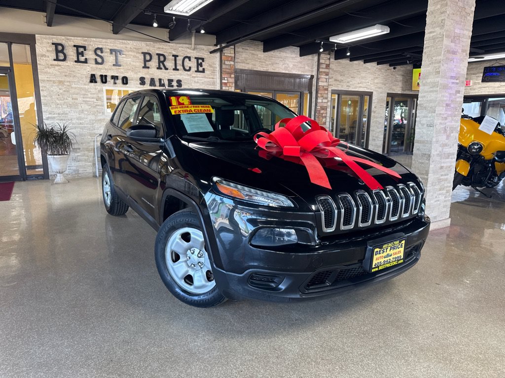 Used 2014 Jeep Cherokee Sport w/ Cold Weather Group AWD/4WD image 1