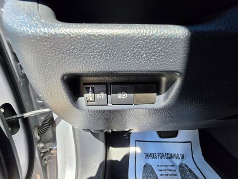 Used 2020 Toyota RAV4 LE FWD image 12