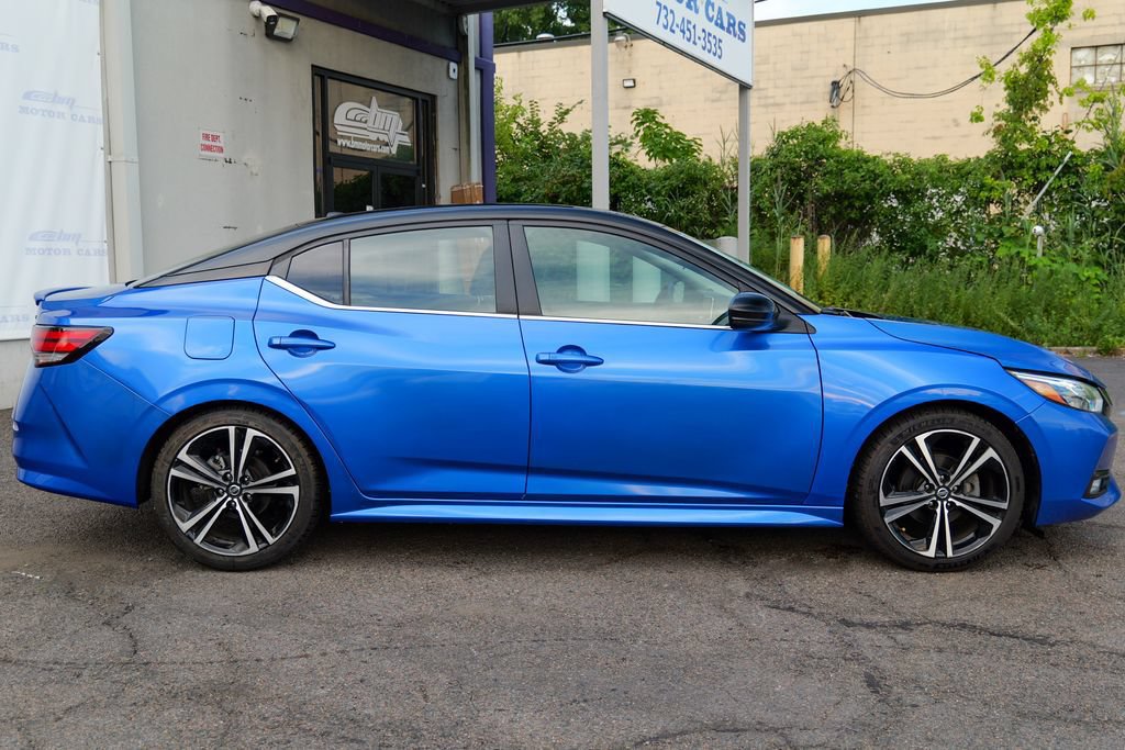 Used 2023 Nissan Sentra SR w/ SR Premium Package FWD image 8